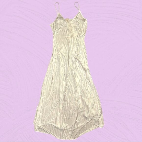 Vintage white nylon maxi slip dress - Picture 9 of 14